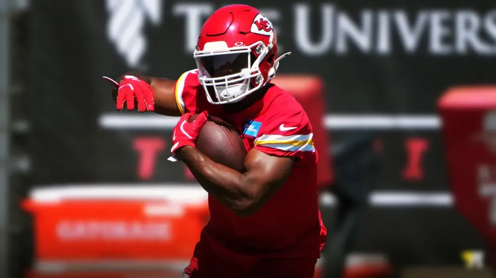 Kenneth Walker Is A Prime Fantasy Football Target In Round 2